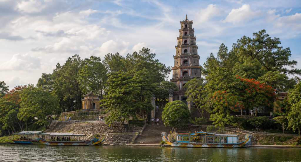 Thien Mu Pagoda travel image for Mui Ne Go
